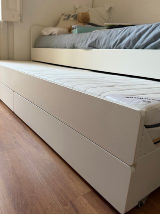 Cama nido IKEA SLÄKT 90x200 cm + 2 colchones + 2 c