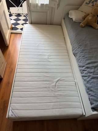 Cama nido IKEA SLÄKT 90x200 cm + 2 colchones + 2 c