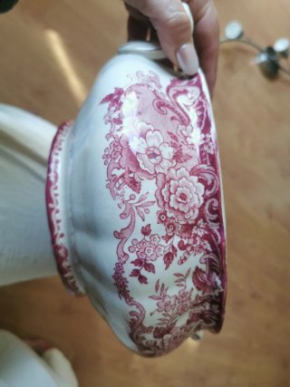 La Cartuja de Sevilla, Sopera de porcelana 202