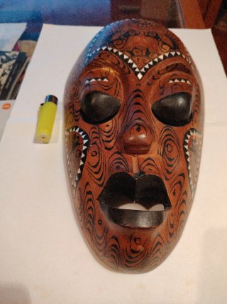 Máscara Africana de Madera Tallada