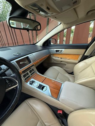 jaguar xf