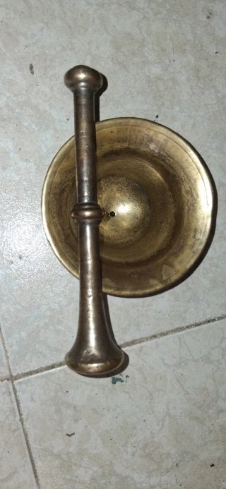Mortero de Bronce Vintage
