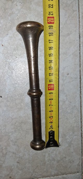 Mortero de Bronce Vintage