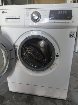 Lavasecadora LG 8kg lavado 4kg secado 1400rpm