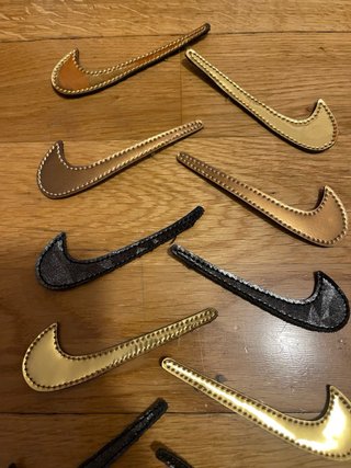 Velcros Nike Negro, Dorado, Plateado y mas