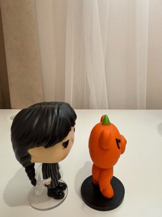 Funko Pop Wednesday y Calabaza