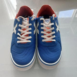 Zapatillas Munich niño azul y naranja