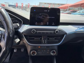 SIN ENTRADA! Ford Focus 125C.V.