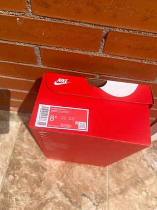 NIKE SHOX R4 GRIS GAMUZA