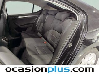 Skoda Superb 2.0 TDI Active DSG 110 kW (150 CV)