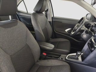 TOYOTA YARIS CROSS 120H BUSINESS