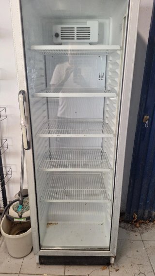 Armario Refrigerador Vertical