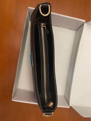 Bolso Guess Negro
