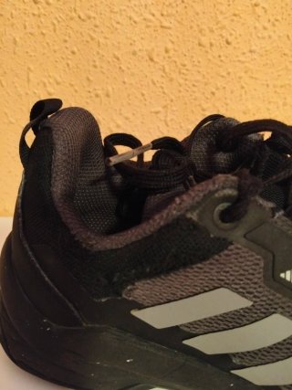 Zapatillas Adidas Montaña Talla 38