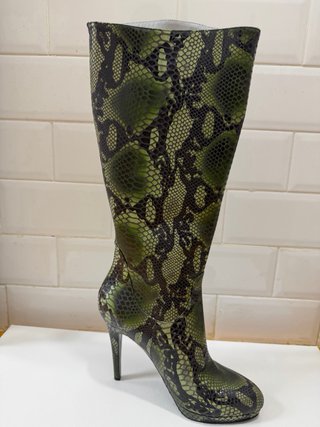 Botas altas mujer verde y rojo