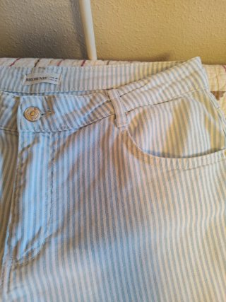 Pantalón wide leg rayas azul y blanco