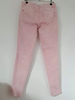 Pantalón vaquero rosa desgastado #Bershka