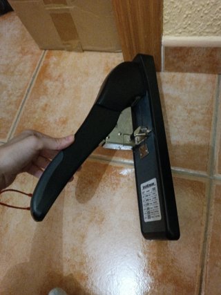 Grapadora ErichKrause para trabajos pesados