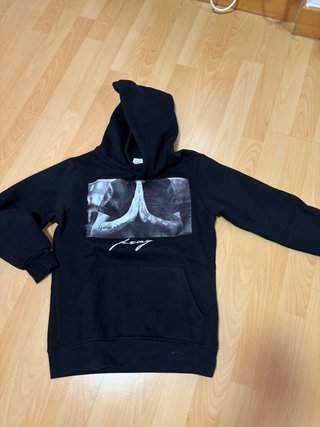 Sudadera Pray Negra con Capucha talla 10