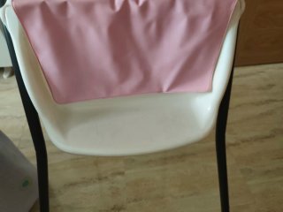 Silla de comer para bebé con diseño de ositos.