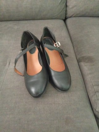 Zapatos de flamenco negros