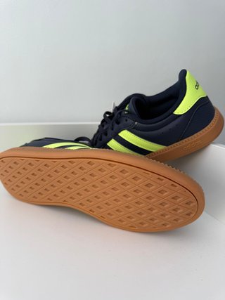 Zapatillas Adidas Azul y Amarillo