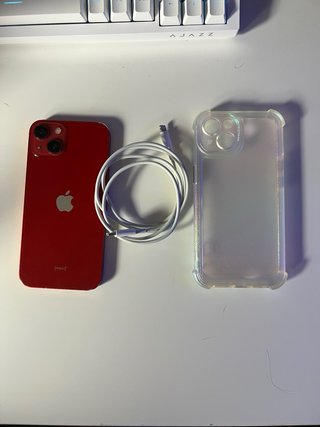 iPhone 13 Rojo 128GB Excelente Estado 77% salud