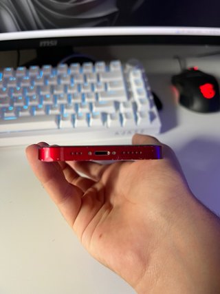 iPhone 13 Rojo 128GB Excelente Estado 77% salud