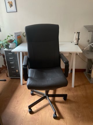 Silla de escritorio Ikea Millberget Negra.