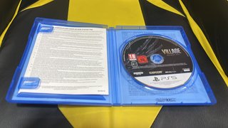 Resident Evil Village PS5 Como nuevo PAL Fra