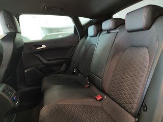 SEAT Leon 2025