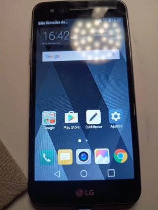 Teléfono LG K4 Negro