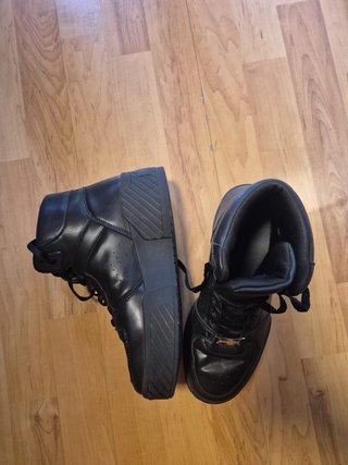 Zapatillas altas negras