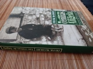 "LAS CENIZAS DE ÁNGELA"Frank MCcourt=3€+un regalo