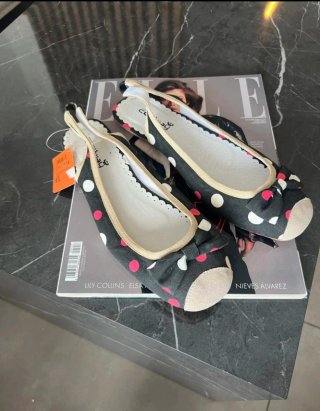 Bailarinas destalonadas lunares negro y fucsia