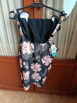 Bañador estampado flores
