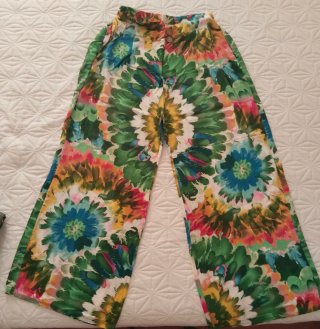 Pantalón ancho estampado floral