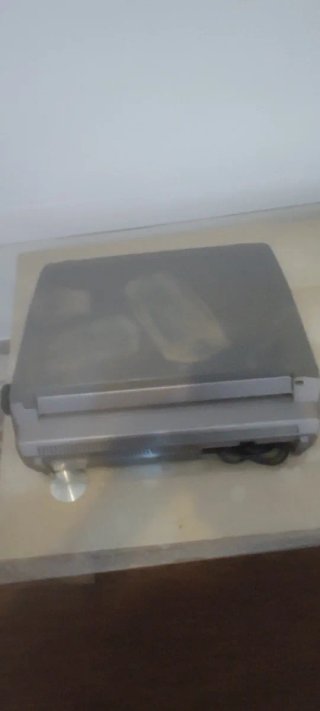 Máquina de Escribir Eléctrica Panasonic R191
