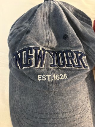 Pack 3 Gorras (Negra, Azul, Roja)