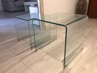 Mesas auxiliares cristal macizo