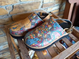 Zuecos Dogo hippies mandalas y elefantes n° 36