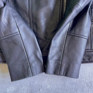 Cazadora cuero Mango Talla M