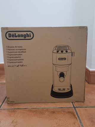 Cafetera DeLonghi Dedica Style EC685.BK EX:4