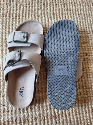 Sandalias Zara Beige/Gris