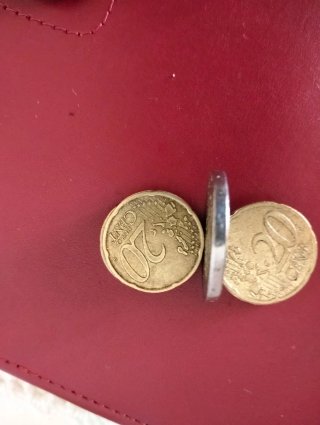 Moneda 20 céntimos Euro con defectos