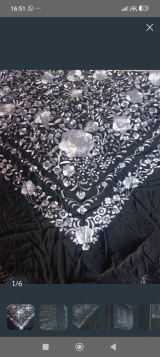 Mantón de Manila Negro Bordado Plata