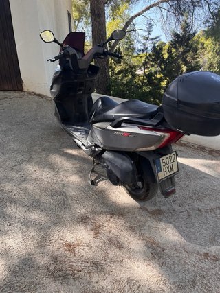 Kymco Yaeger 300i Maxi Scooter