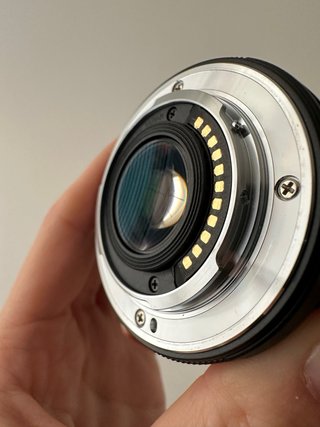 Olympus 25mm 1:1.8 + Filtro UV Fujimi
