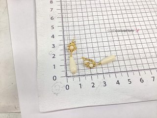 pendientes oro 18k con piedra con cuarzo