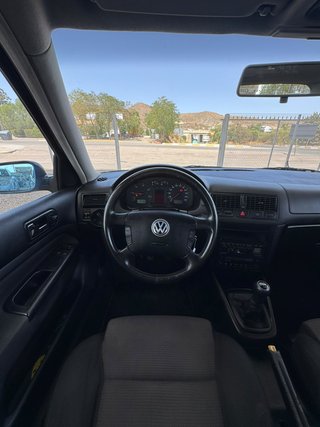 Volkswagen Golf 2001
